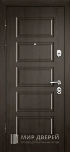 Входная дверь темного цвета №10 внутренняя - фото